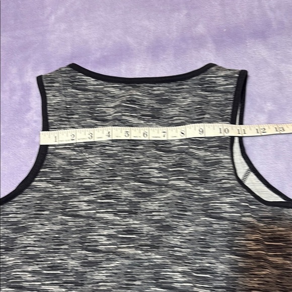 Danskin Gray Fitted Sleeveless Tank Top - Picture 9 of 9